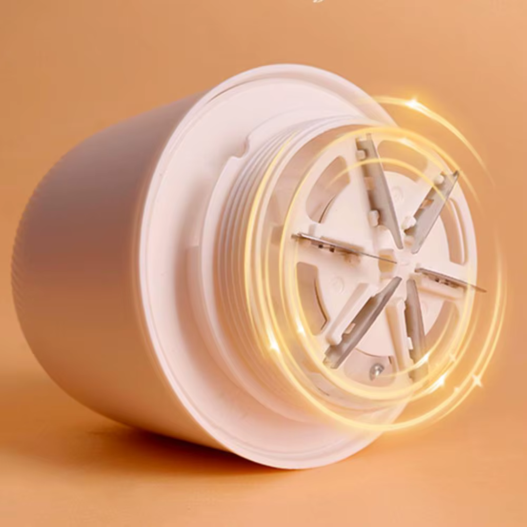 Ostrza tnące Fuzora™ z Inicala.pl w ruchu – dynamiczne ujęcie pokazujące moc i precyzję działania urządzenia.