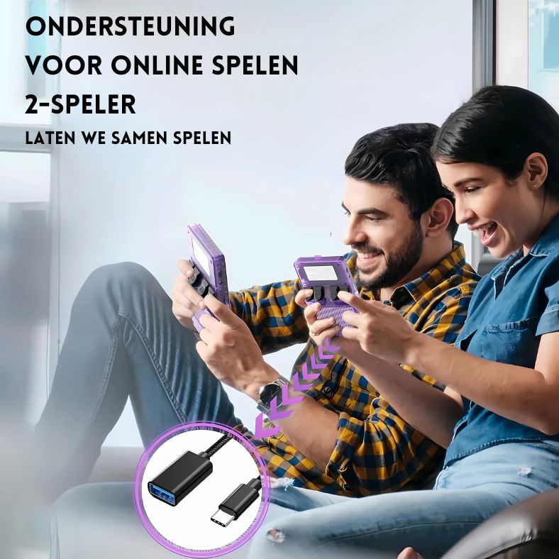 Twee mensen spelen samen op de PixelPlay™ Legends van Inicala.nl – draagbare console met 15.000 games en 2-speler ondersteuning via USB-C verbinding.